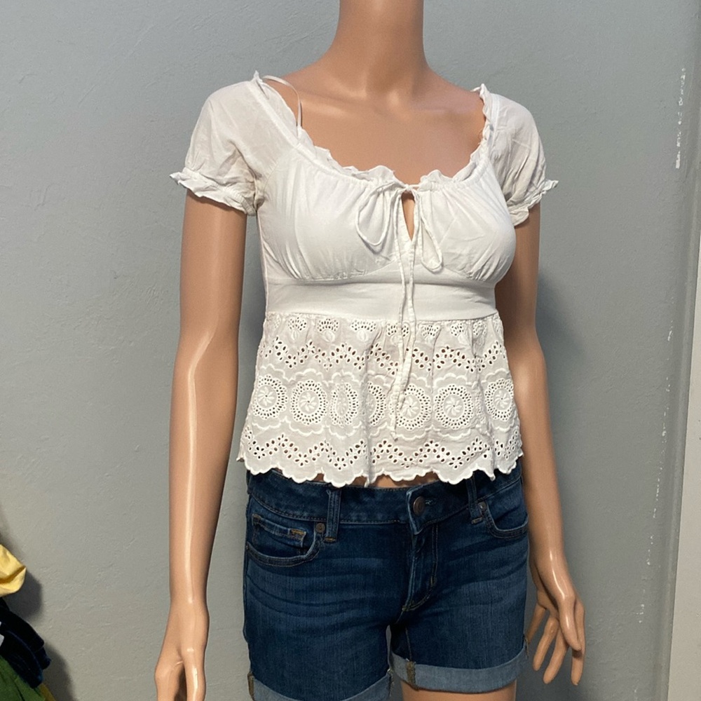Girly Feminine Top With Lace Details!